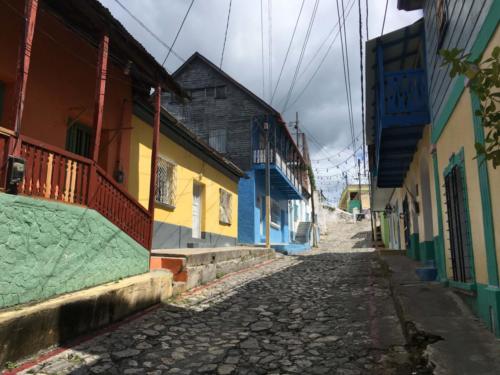 Rue de Flores, Guatemala (1)